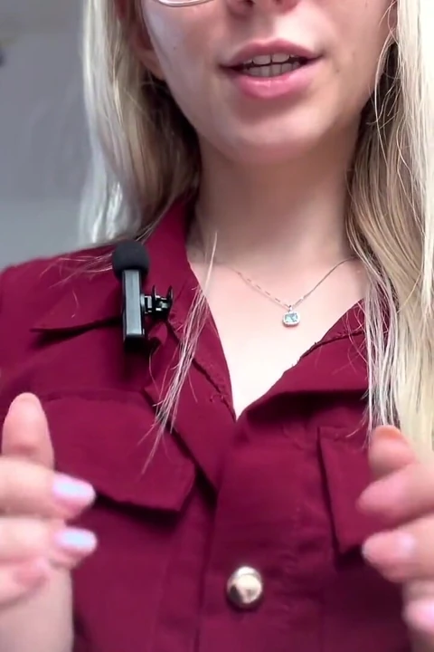 Acımasız kız seni gıdıklıyor