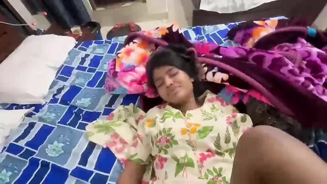 Altın kuş kız arkadaşımı istediğim kadar çok seviyorum