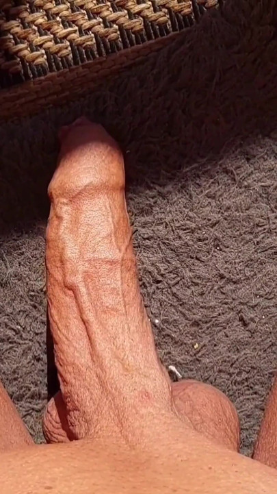 Amatör sarışın olgun kadın evli kadın güneşin tadını çıkarıyor