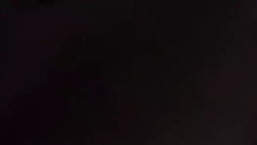 pijamalarımdan göğüslerime dokunmak