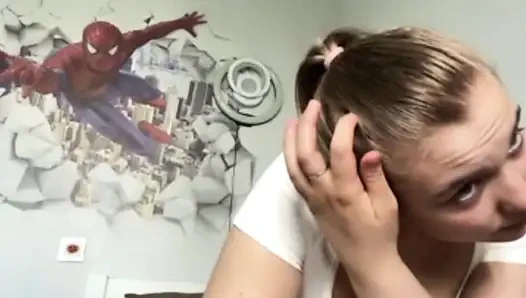 Jucielussie ile anal sikişirken fışkırtıyor