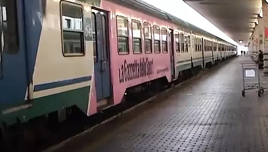 İtalyan sürtüklerle grup terapi