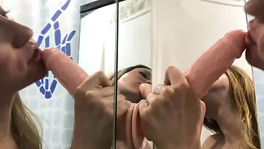 Senin Sert Penisin Için Derin Oral Seks Yapıyorum