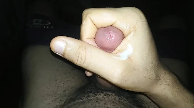 Mastürbasyon yapan yarak tatlı textme134