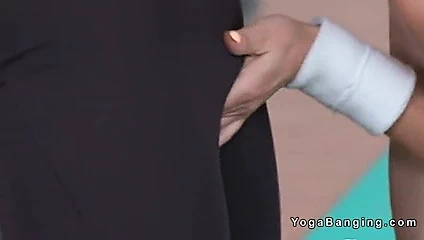 Yoga dersinden sonra eğlence