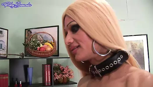 Önce transı sikiyorum sonra amını da sikiyorum