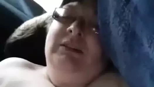 Büyük baştankara olgun bbw gösterme ona memeler