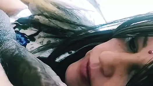 Yaramaz ateşli üvey kız kardeşimi ziyaret edin