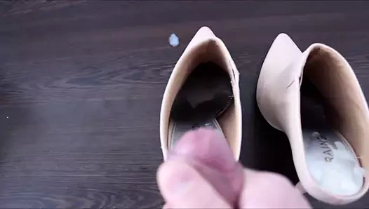 Karımın çıplak renkli sivri katırlarına boşalmak