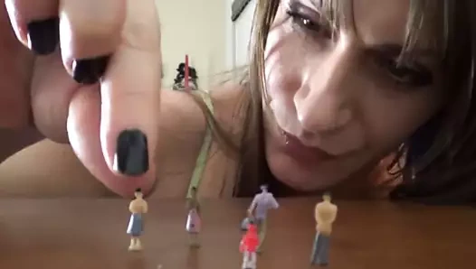 GODDESS MUSULMINDY GIANTESS