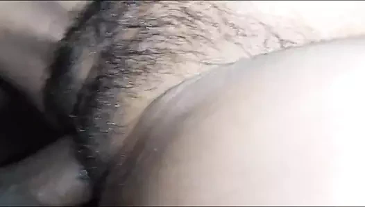 Yakın çekim, Güney Hintli adam kız arkadaşını sikiyor