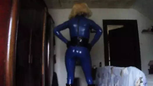 Mavi lateks catsuit