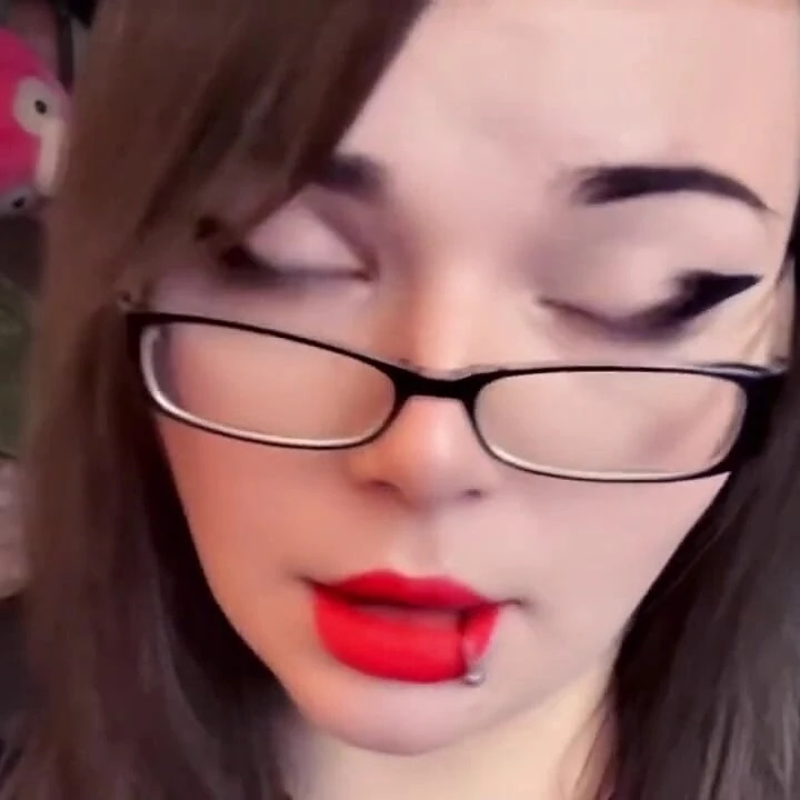 Босс самоунизывающаяся пизда