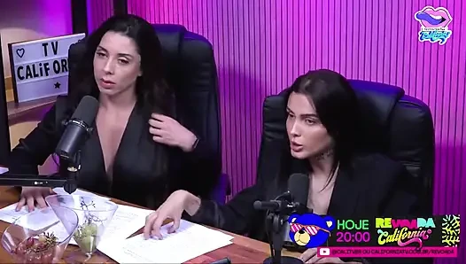 İki ateşli kız edepsizce konuşuyor - bruna carlos ve luciana picchi