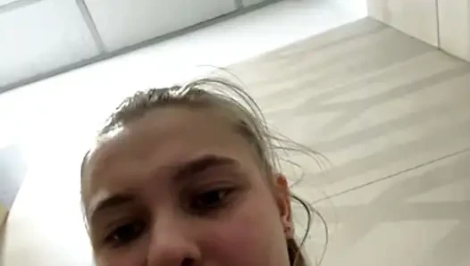 Extreme public sex: cock and pussy about to cum with jucielussie