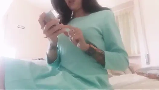 Sigara fetişi! Tuvalette sigaralarla kendimi nasıl rahatlatdığımı görün