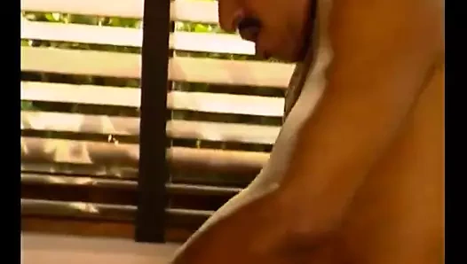 Sıcak kız, partneri ile farklı tarzlarda seks yapıyor