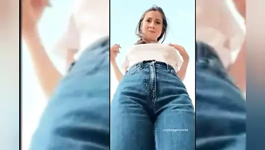 Kadın çıplak boşalıyor