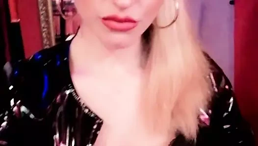 Büyük siyah takma bakış açısı - sahibe iside