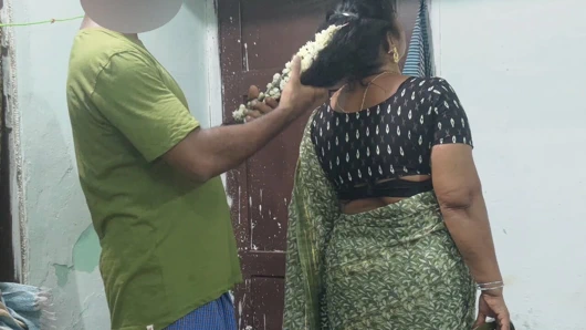 Aunty has hot and painful sex while she is alone at home. Real homemade.