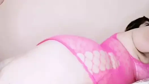 Seksi iç çamaşırı götümü sallıyor ve bana dokunuyor Rico