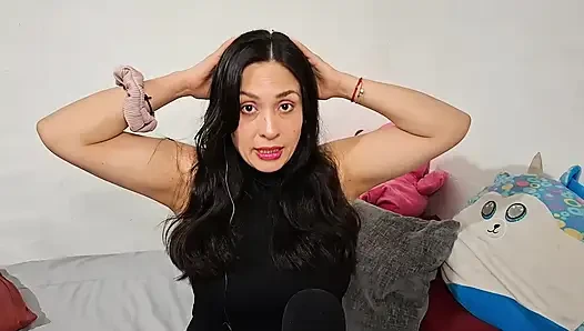 Asmr rol yapma kız arkadaşın saçını kesiyor