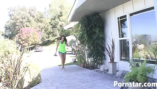 Aria Aspen ve India Summer üçlü seks yapıyor