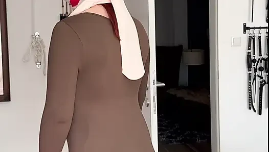 Külotlu çorap, kaset ve öğürme, kırbaçlama ve şaplak atma
