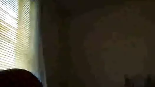 Kirli konuşma - utangaç güneyli beyaz kadın cum ile oynuyor