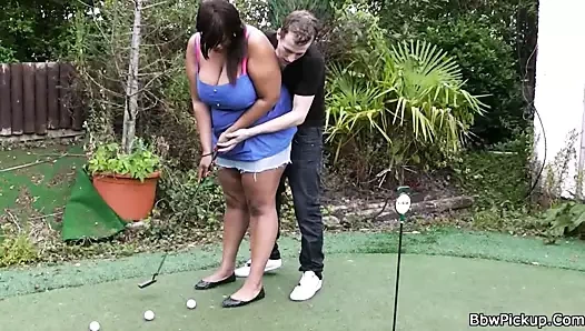 Parmak ve beceriyor dev göğüsler tombul eski gf