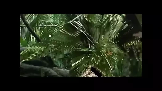 Predator - Anna avcı yarağı alıyor