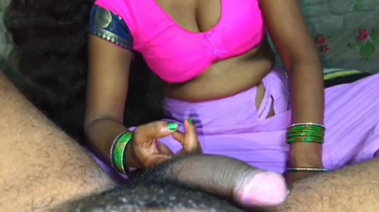 Priya bhabhi apne devar ka muth mar ke lund chusa aur chut chudai karwai.ev yapımı güzel teyze oral seks seks.Indian xxx xhmaster xvideo