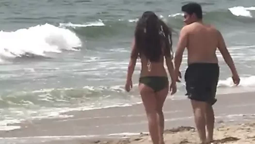 Plaj hottie w çirkin bf