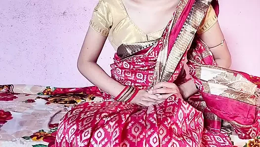 Indian saree me dekh kr bhabhi ko mn nehi mana to khub choda