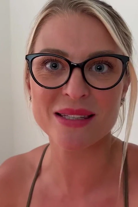 Margot'nun tatlı dişi