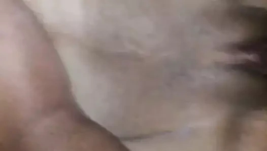 Amira ile erkek arkadaşı