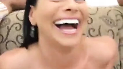 Milf harley alır üzerinde 4 musluklar