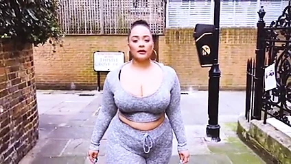 Natali estas rerika