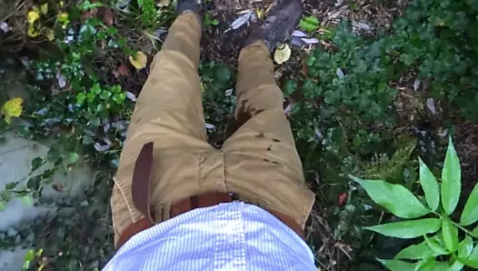 pantolonumu açık havada pissing