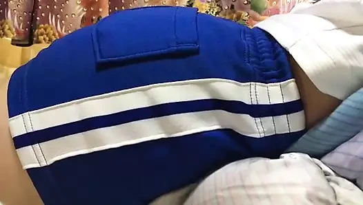 Japon spor giyim boşalması