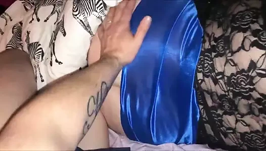 okşayarak benim dick yanında onu büyük ,fantastik göt üzerinde yatak