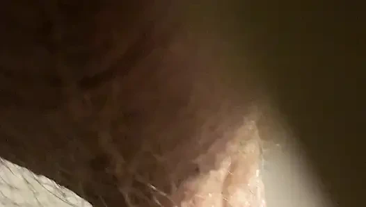 Büyük yaşlı yarak genç amcığını genişletiyor