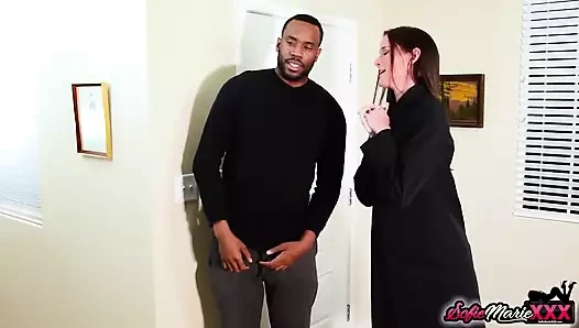 Çok güzel milf sofie marie mücadele için emmek masif bbc