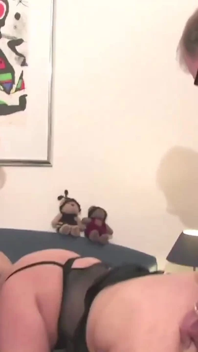 Gruppensex der reifen Paare | Clip 3