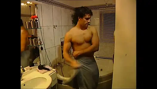 Acımasız amcık sürtükler kontrolünü kaybediyor