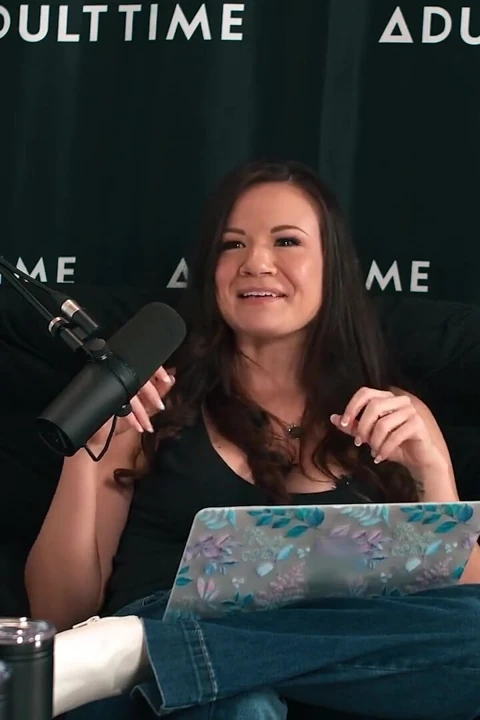 Alison Rey ve Casey Calvert'in vücudu önemli, sürtük Eras ve Taylor Swift | Adult Time Podcast