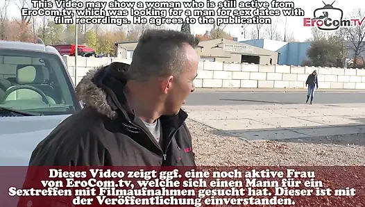 Sokakta seks yapmaya davet edilen basit Alman ev hanımı