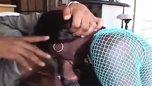 Sıkı siyah amcığımı sik