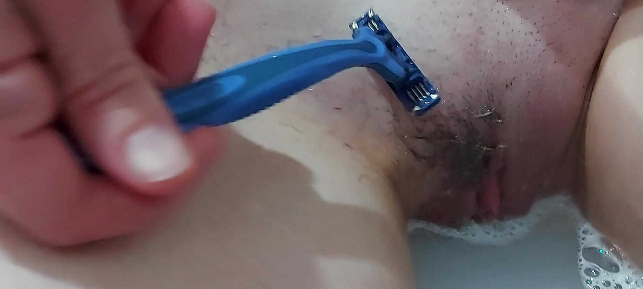 Tıraşlı amcık. Close!