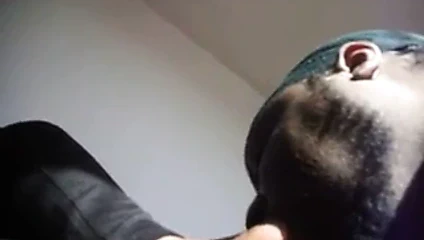 tasha'nın abanoz tabanları ibadet